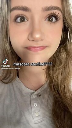 Long eyelashes mascara tutorial without fake lashes How To Get Mascara Off Eyelashes, Long Eyelashes Mascara Tutorials, Long Eyelashes Makeup, Best Lash Routine, Natural Lash Mascara, Cute Makeup Looks Without Fake Eyelashes, How To Do Mascara Tutorials, Tips For Mascara, Lash Tutorial For Straight Lashes