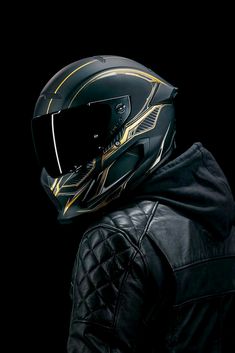 Black And Gold Motorcycle Helmet, Black And Gold Motorcycle, Motorcycle Helmet Art, Helmet Graphics, Gold Motorcycle, Motorcycle Helmets Art, Black Motorcycle Helmet