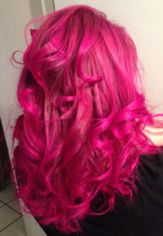 Ion Pink Hair Color, Short Hair Bright Colors, Bright Coloured Hair, Pink Wavy Hair, Hot Pink Hair Dye, Hot Pink And Light Pink Hair, Pink Hair Grunge, Hot Pink Curly Hair, Vibrant Pink Hair