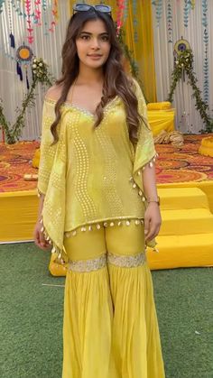 Haldi Outfit Jewellery, Yellow Coord Sets, Designer Haldi Outfit For Women, Diwali Looks For Women, Haldi Dhoti Outfit, Indian Dhoti Dress For Women, Shagun Outfits For Women, Haldi Inspo Outfit, Haldi Ceremony Outfit For Women