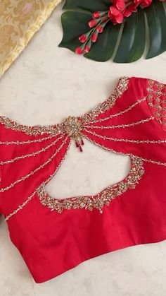 Boat Neck Maggam Work Blouse Designs Latest, Bridal Blouses Designs, Blouse Designs Hand Work, New Model Blouse Designs, Wedding Blouse Design, Back Blouse Designs, Traditional Blouses, Blouse Back Designs, Modest Blouse