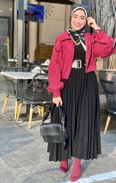 Hijab Fashion Outfits, Hijab Wedding, Modern Hijab Fashion, Blouse Casual Fashion, Girls Dress Outfits, Mode Turban, Modest Fashion Hijab, Muslim Outfits Casual, Muslim Fashion Hijab Outfits