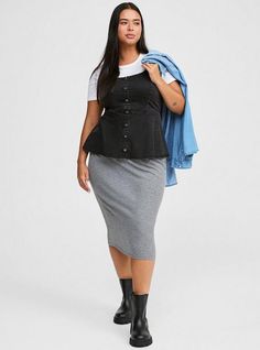 FIT Pencil silhouette. Measures 29” from waist to hem (size 2). MATERIALS + CARE Rib knit fabric. . 62% polyester, 33% rayon, 5% spandex. Machine wash cold. Line dry. . Imported. DETAILS 2” waistband. The best plus size women's midi rib column skirt dresses in heather grey made of polyblend. Torrid is your destination for cozy fall and winter clothes to keep you warm and comfortable. Plus Size Pencil Skirt, Athletic Skirts, Skirt Images, Pencil Silhouette, New Street Style, Column Skirt, Rib Knit Fabric, Shoes For Leggings, Pencil Skirts