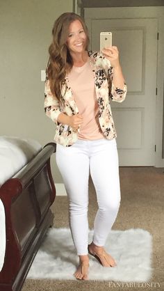 Nordstrom Outfit, White Pants Outfit, Floral Blazer, Club Style, Fashion Board, Pinterest Fashion, Fashion Kids, White Pants, Work Casual