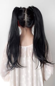 Twin Ponytail Hairstyles, Two Ponytail Hairstyles, Cute Pony, Tail Hairstyle, Pony Hairstyles, Pig Tails, Long Shiny Hair, Long Hair Ponytail, Ponytail Hairstyles Easy