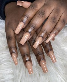 Nude Nails For Black Women, Cream Colored Nails, Nude Brown Nails, Caramel Nails, Tan Nails, Kutek Disney, Unghie Sfumate, Acrylic Toes, Purple Nail Designs