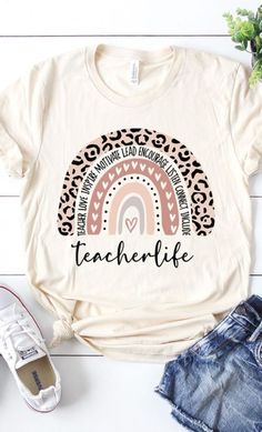 Teacher graphic shirt Teacher Fits, Teacher Wear, Infant Room, Education Major, Education Shirts, Graphics Tees, 42nd Birthday, Classroom Makeover, Teacher Clothes