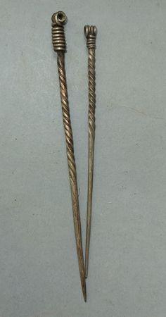 This two old metal hairpins originate from Nepal. The hairpin is 14 cm and 12 cm long. Their weight together is 15 gram. (s23) SHIPPING SHIPMENT is FREE. All items are shipped every week on monday morning after receipt of payment. We send priority airmails. Please consider overseas shipments take usually 5 - 8 days. Insured packets (over 50 cm length / over 1500 gram) I send by standard way. PAYMENT Paypal is preferred.  RETURN POLICY: NO RISK: Any item may be sent back within 14 days. As soon a Old Metal, Art Old, Body Jewellery, Air Mail, Hair Jewelry, Nepal, Body Jewelry, Austria, Hair Pins