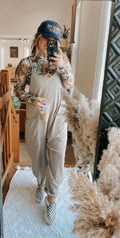 Shacket Shorts Outfit, Slightly Feminine Outfits, Long Romper Outfit Casual, Movie Day Outfit Summer, Size 20 Outfits Curvy Fashion, Womens Comfy Fall Outfits, Salon Wear Work Outfits, Relaxed Thanksgiving Outfit, Curvy Thrifted Outfits