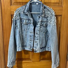 Size Xl. Never Been Worn. Bedazzled Clothes, Bedazzled Jean Jacket, Bedazzled Jeans, Jean Jackets, Jean Jacket, Color Blue, Football, Tags, Women Shopping