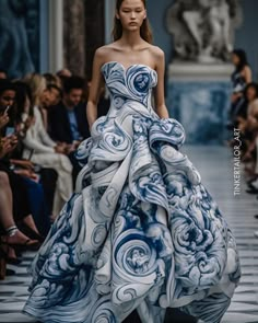 Fashion Inspo Aesthetic, Avant Garde Dresses, White Runway, Fantasy Gowns, Futuristic Fashion, Runway Dresses, Glam Dresses, Vogue Fashion