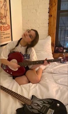 Downtown Girl, A Girl, Electric Guitar, A Woman, Guitar, Bed