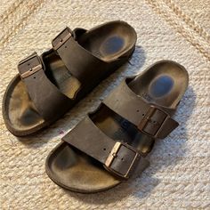 Birkenstock Sandals, Women’s Size 38. Minimal Wear. No Stains On Straps. Tred Mostly Unworn On Sole. Dark Brown Color Textured Footbed Sandals With Round Toe For Outings, Summer Footbed Sandals With Leather Footbed And Round Toe, Brown Casual Footbed Sandals With Round Toe, Casual Footbed Sandals With Round Toe For Outings, Casual Closed Toe Footbed Sandals With Textured Footbed, Casual Brown Slide Footbed Sandals, Casual Closed Toe Sandals With Textured Footbed, Casual Beach Sandals With Leather Footbed, Cushioned Footbed Slip-on Sandals For Outings