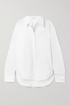 Frankie Shop's basics are designed with timeless silhouettes and lasting quality, so you're sure to wear them often. This 'Lui' shirt is cut from organic cotton-poplin for a relaxed fit and has a rounded hem that's longer at the back. Wear yours with the matching shorts, jeans or tailoring, depending on the occasion. Womens White Shirt, Poplin Button-up Shirt With Buttons, Poplin Shirt Outfit, White Oversized Poplin Shirt, Basic White Shirt, White Shirt Women, Chic Button-up Poplin Blouse, Best White Shirt, White Poplin Shirt