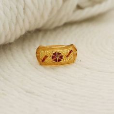 Handmade Gold Jewellery, Gold Ring Designs, Gold Rings Jewelry, Gold Earrings Designs, Lovely Ring