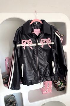 Cute Pink Outerwear For Streetwear, Pink Harajuku Outerwear For Fall, Pink Harajuku Style Outerwear For Spring, Harajuku Pink Outerwear For Spring, Pink Harajuku Outerwear For Spring, Pleather Jacket, Glamour Vintage, Winter Jacket Women, Faux Leather Coat