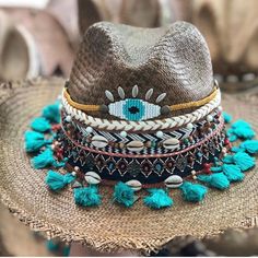 Handmade hats from Colombia, these are a must-have for the summer. Each hat is 100% handcrafted and unique, with no two hats looking exactly alike. Boho Chic Hats, Bohemian Hats, Handmade Hats, Mode Hippie, Types Of Hats, Painted Hats, Boho Hat, Elegant Hats, Unique Hats