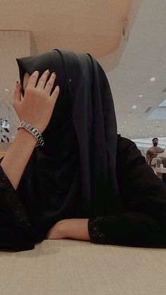 Hijabi Hide Face Dp, Hijabi Dp Aesthetic, Hide Face Girls Dps Hijab, Naqab Dp Aesthetic, Hijab Hide Face Dp, Hijab Snap, Hijab Girls Dp, Wp Dp, Hijab Pic