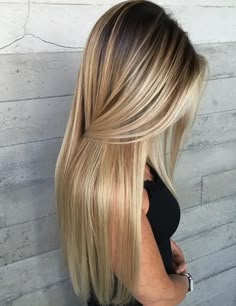 10 Major Winter Hair Colors, Layered Hair Ideas, Golden Ombre, Golden Balayage, Sombre Hair, Winter Hair Colors, Blonde Balayage Highlights, Dark Roots Blonde Hair