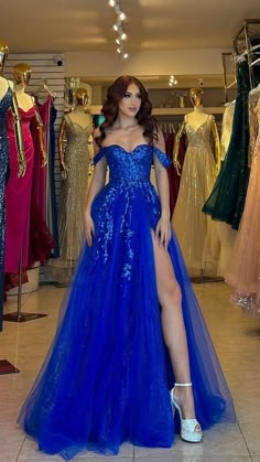 Aliexpress Dresses, Pretty Quinceanera Dresses, Satin Tulle, Cute Prom Dresses, Pretty Prom Dresses, Grad Dresses, Lace Neckline, Evening Formal