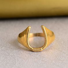 Horseshoe Ring Luck Ring Statement Ring Thumb Ring Midi Ring Gold Ring Gift for Her, Ring for Women - Etsy Equestrian Ring, Pearls Accessories, Midi Rings Gold, Horseshoe Jewelry, Wishbone Ring, Horseshoe Ring, Rings Etsy, Cowgirl Jewelry, Lucky Horseshoe