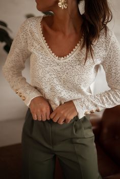 Ecru Balo Blouse – Easy Clothes North America Parisian Women, 2024 Outfits, Perfect Blouse, Styling Ideas, Fall 2024, Autumn Fashion Women, Autumn Winter Fashion, Fashion Inspo Outfits, Dress To Impress