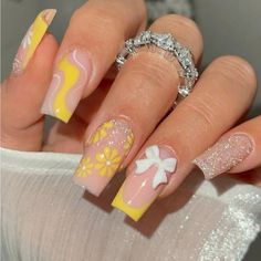 Super Cute And Stylish Ships In 5-10 Business Days Manicure Tips, Style Français, New Nail Art, Nail Length, Spring Nail, Nailed It, False Nail, Bow Design