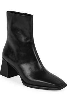 Vagabond Shoemakers Hedda Bootie (Women) | Nordstrom Minimal Fall Outfit, Boot Heels Outfit, Country Concert Outfit Winter, Vagabond Boots, Concert Outfit Winter, Short Heel Boots, Uniform Ideas, Lug Boots