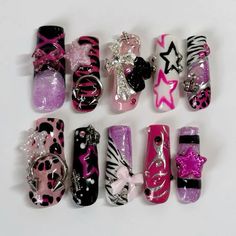 Chunky Y2k Nails, Y2k Summer Nails, Trashy Y2k Nails, Nail Designs Y2k, Pink Y2k Nails, Bratz Nails, 2000s Nails, Retro Nails