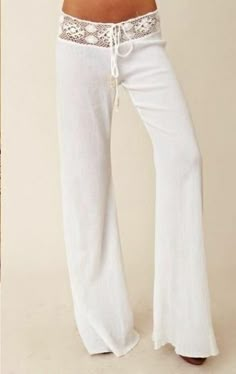 Beachy Pants, Gauze Pants, Bodycon Casual, Estilo Hippie, White Bodycon, Beach Chair, Beach Pants, Mode Inspo, White Pants