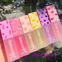 Beauty Creations Sweet Dose Lip Oil Hydrating Lip Oil, Lip Gloss Homemade, Lip Gloss Cosmetics, Healthy Lips, Sephora Skin Care, Lip Gloss Collection, Gloss Labial, Beauty Creations, Fancy Makeup