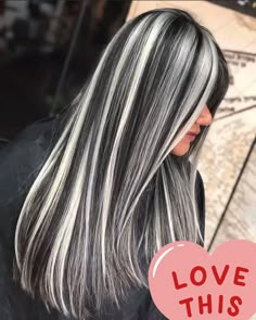 Grey Hair Highlights, Layered Hair Ideas, Grey Hairstyles, Straight Layered Hair, Dramatic Hair