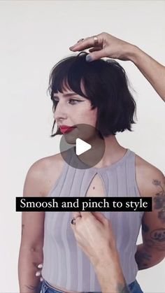 Textured Bob With Bangs Fine Hair, Styling A French Bob, French Bob Styling, Bob With Short Bangs, How To Style French Bob, French Bob With Bangs Square Face, French Bob Rectangular Face, Messy French Bob, French Bob With Bangs