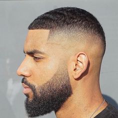 Faded Beard Styles, Beard Pictures, Waves Hairstyle Men, Black Men Beard Styles, Caesar Haircut, Black Hair Cuts, Waves Haircut