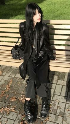 Dark Cowboy Outfit, Dark Outfits Girl, Dark Hair Outfits, Dark Clothing Aesthetic, Dark Outfits Aesthetic, Misunderstood Outfit, Mens Cowboy Outfit, Goth Layering, Dark Street Style