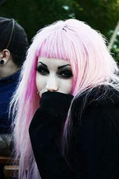 Pink Goth, Goth Hair, Pastel Goth Fashion, Hair Color Pastel, Black Makeup, Alternative Hair, Scene Hair, Pastel Hair, Hair Inspo Color