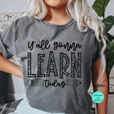 Teachers Shirts Designs, Teacher Bestie Shirts, Teacher Appreciation Shirt Ideas, Middle School Teacher Shirts, Teacher Graphic Tees, Cricut Teacher Shirts, Modern Teacher Outfits, Teacher Appreciation Shirts, Teacher Shirts Designs