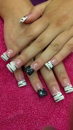 Love Wednesday Nails, Flare Acrylic Nails, Scene Nails, Curve Nails, Nails Fire, Ugly Nails, Zebra Nail Designs, 2000s Nails, Flared Nails