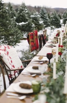 Christmas Tree Farm Wedding, Schnee Party, Tree Farm Wedding, Outdoor Christmas Party, Snowy Christmas Tree, Snowy Christmas, Christmas Entertaining, Christmas Events