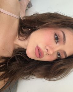 Natural Eyeliner Makeup, Makup Looks, Looks Kylie Jenner, Natural Eyeliner, Eyeliner Makeup, Face Card, Aesthetic People, Everyday Makeup, Girls Makeup