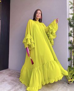 Modesty Fashion, Muslim Fashion Dress, Classy Casual Outfits, Stylish Dress Designs, Modest Fashion Outfits, Abayas Fashion, Abaya Fashion, Classy Dress