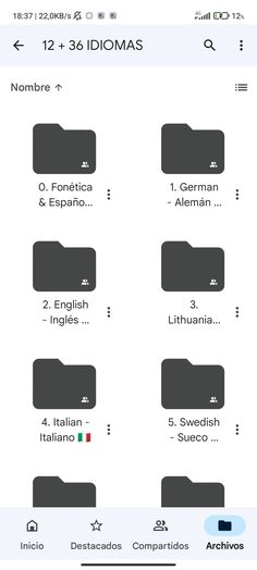 an iphone screen showing the different languages in spanish and italian, with other language words on it