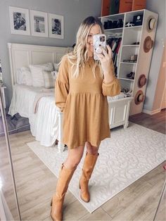 Tall Suede Boots Outfit, Dress With Tall Boots, Mom Outfits Winter, Tall Boots Outfit, Boot Fits, Cognac Boots, Skirts Outfits, Mom Outfit, Tall Brown Boots