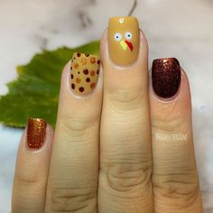 Thanksgiving Dip Nails Ideas Thanksgiving Nails Designs, Turkey Nail Art, Fall Nails 2022 Color Trends, 2022 Color Trends, Turkey Nails, Diy Turkey, Thanksgiving Nail Designs, Thanksgiving Nail Art, Thanksgiving Nail