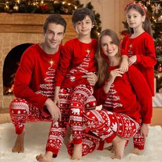 Family Matching Red Christmas Sets, Red Matching Sleepwear For Holidays, Family Matching Christmas Sets For Pajama Party, Family Matching Sets For Christmas Pajama Party, Family Matching Christmas Loungewear Sets, Family Matching Christmas Cotton Sets, Family Matching Red Christmas Sleepwear, Family Matching Holiday Red Sleepwear, Christmas Cotton Sets