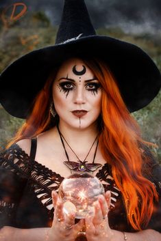 Pagan Witch Makeup Halloween, Red Hair Witch Costume, Pagan Makeup Witch Simple, Wizard Makeup Female, Autumn Witch Makeup, Pagan Makeup Witch, Pagan Witch Makeup, Witch Makeup Halloween Pretty, Dark Witch Makeup Halloween