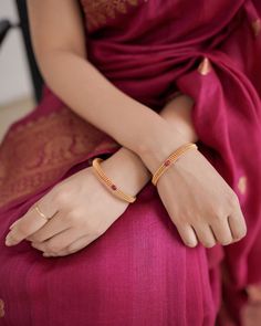 Gold Jwellary, Gold Kangan, Marriage Jewellery, Bangle Design, Gold Bracelet Simple, Gold Bangles For Women, Gold Earrings Models, Gold Bangle Set