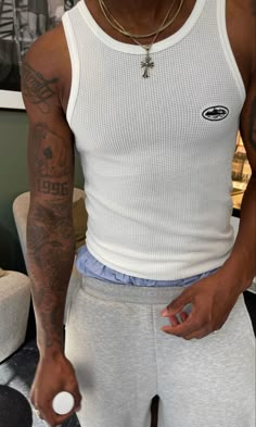 Black Men Tattoos, Instagram Jewelry, Street Fashion Men Streetwear, Guys Clothing Styles, Mens Outfit Inspiration, Mens Fashion Streetwear, Cool Outfits For Men, Streetwear Men Outfits, Mode Vintage