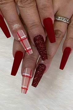 Coffin Acrylic Nails, Red Acrylic Nails, Long Acrylic Nail Designs, Plaid Nails, Winter Nails Acrylic, Christmas Nails Acrylic, Xmas Nails