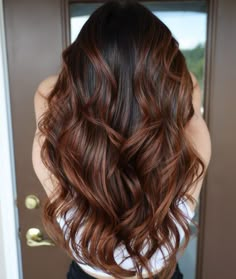 Auburn Highlights for Dark Brown Hair Balayage Hair Copper, Copper Brown Hair, Auburn Balayage, Highlights For Dark Brown Hair, Black Hair Balayage, Black Hair With Highlights, Dark Hair With Highlights, Hair Color Auburn